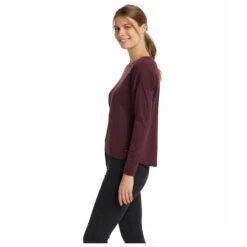 Stoic Women's Merino180 MMXX.Linköping L/S - Merinoshirt -Abenteuer Geschaft stoic womens merino180 mmxxlinkoeping l s merinoshirt detail 5